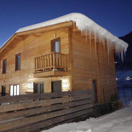 Cottage Qel メスティア エクステリア 写真