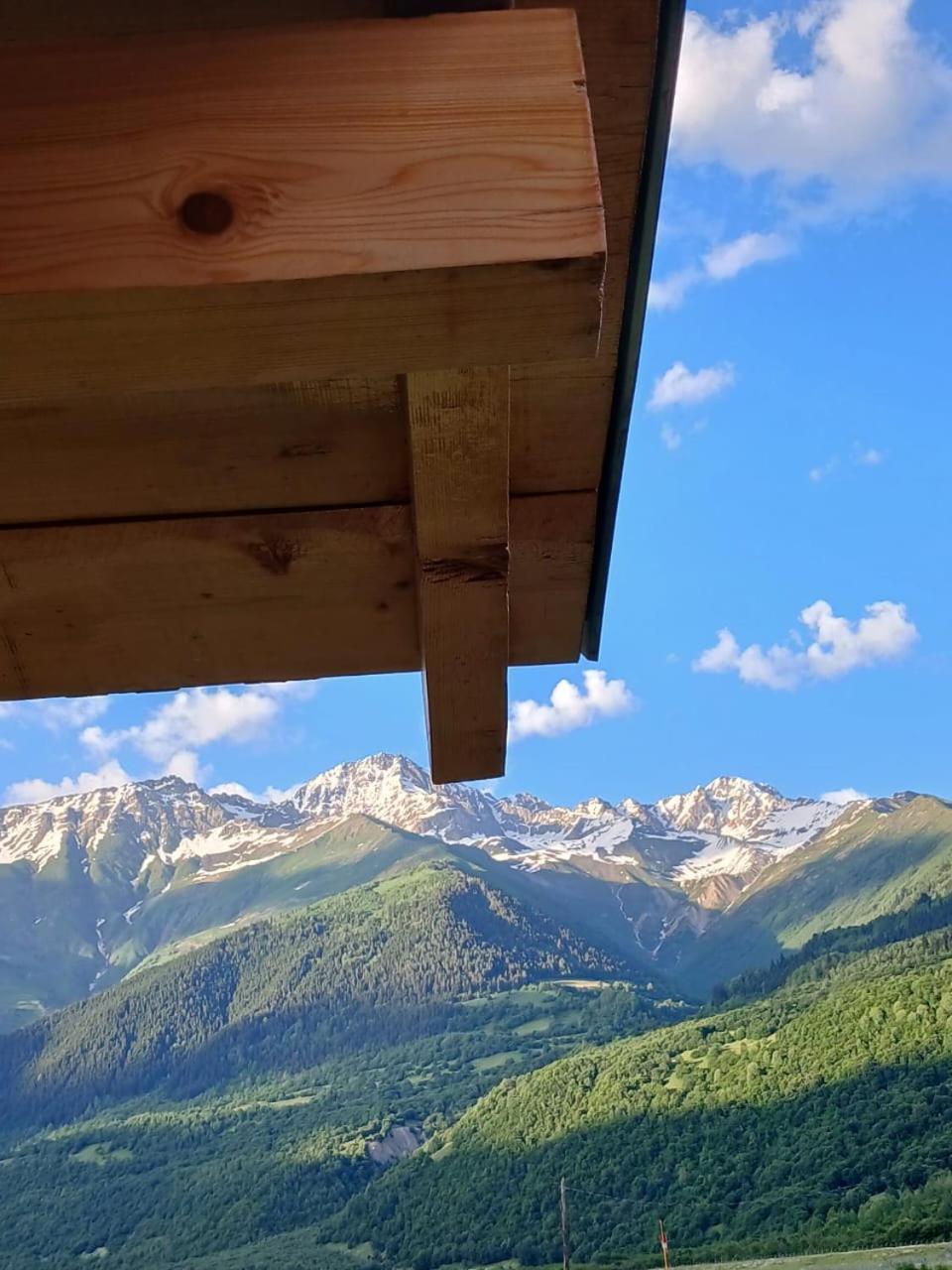 Cottage Qel メスティア エクステリア 写真